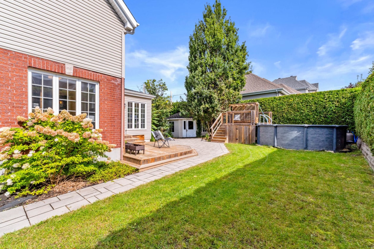 Cour — 311 Rue Ste-Marie, Sainte-Marthe-sur-le-Lac