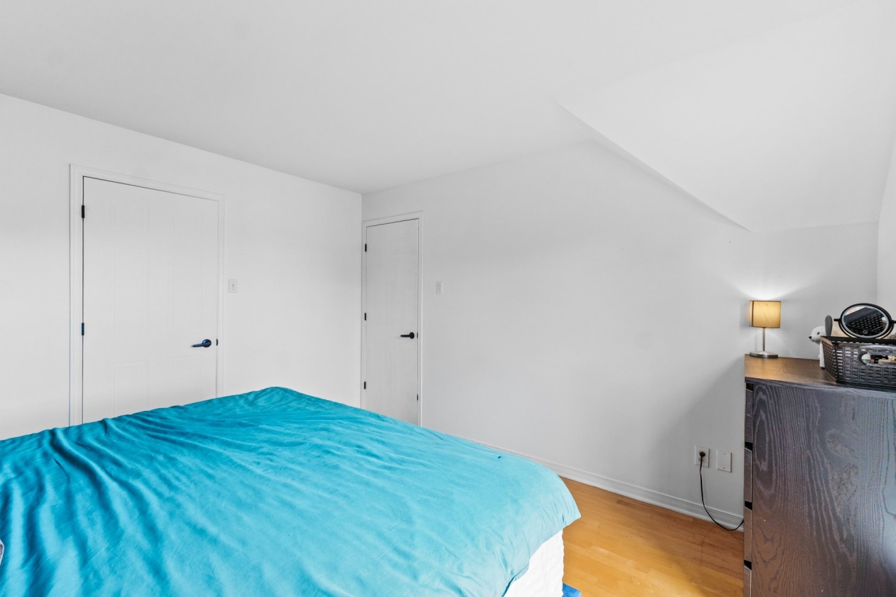 Chambre à coucher — 311 Rue Ste-Marie, Sainte-Marthe-sur-le-Lac