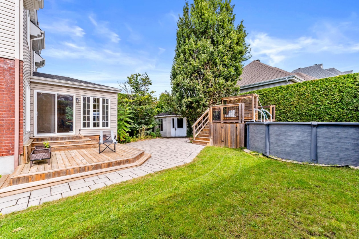 Cour — 311 Rue Ste-Marie, Sainte-Marthe-sur-le-Lac