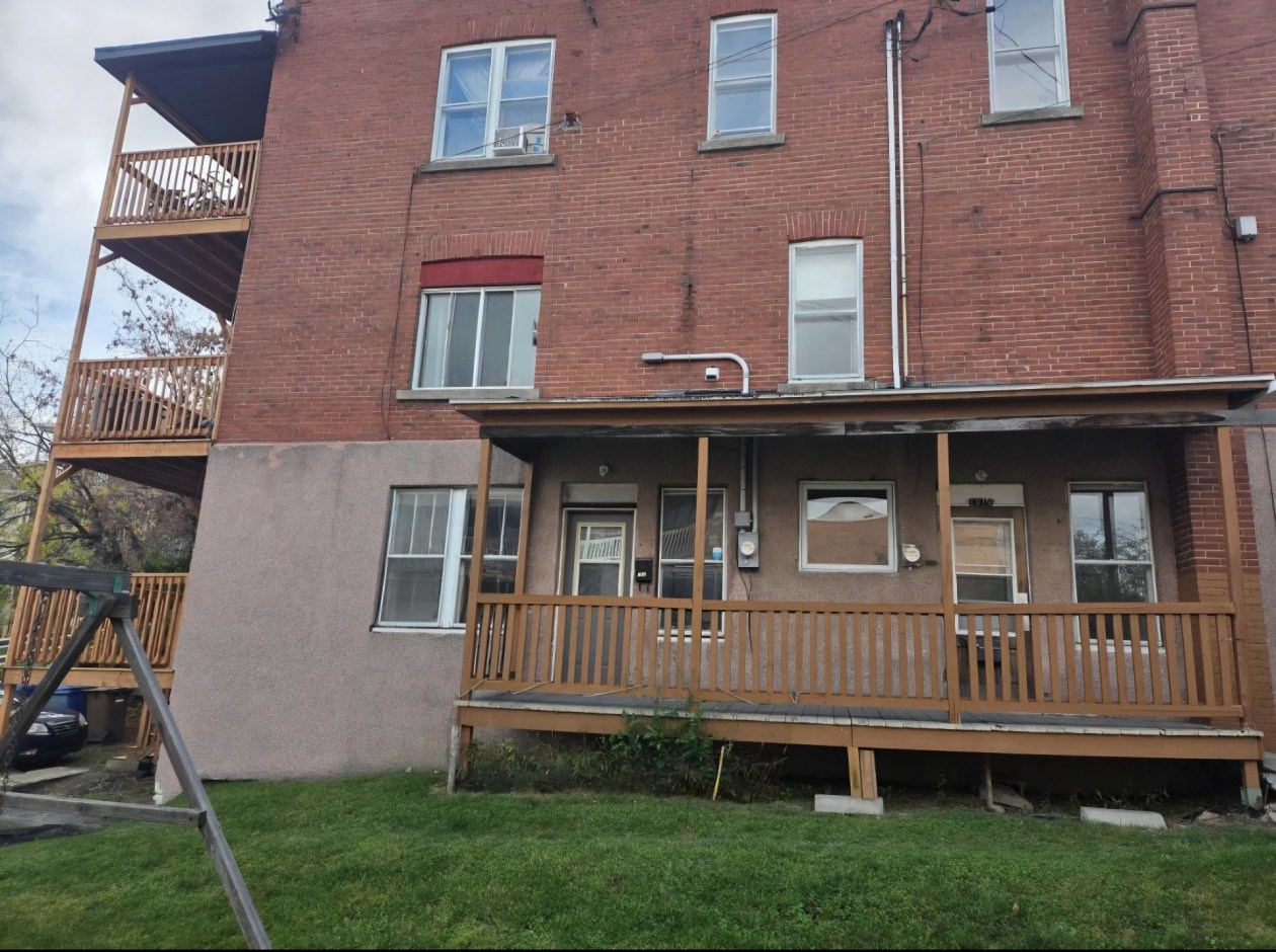 1078 - 1094, Rue St-Paul