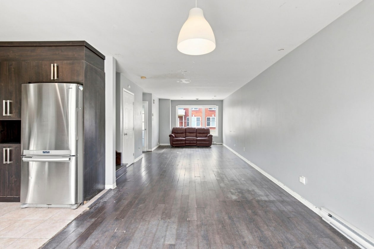 Salle à manger — 6646 Rue Claudel, Brossard
