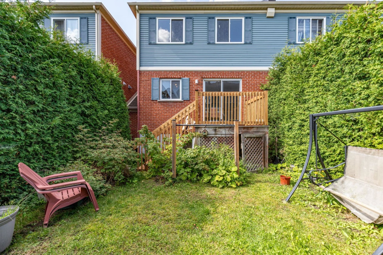 Jardin — 6646 Rue Claudel, Brossard