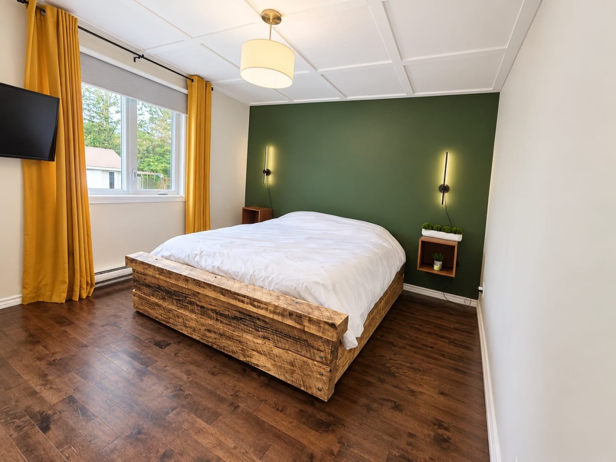 Chambre à coucher principale — 572 Rue Flamand, Saint-Honoré