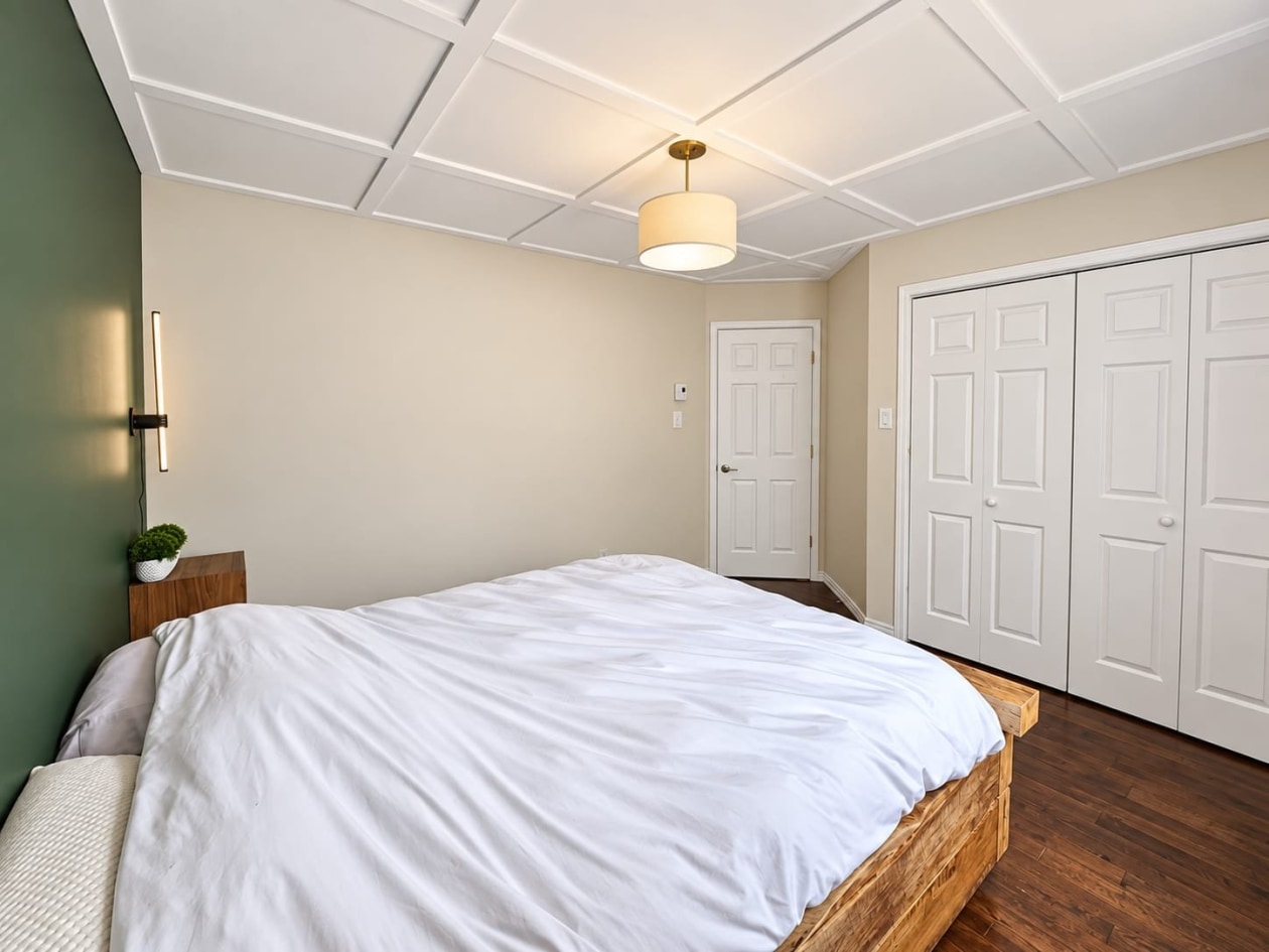 Chambre à coucher principale — 572 Rue Flamand, Saint-Honoré