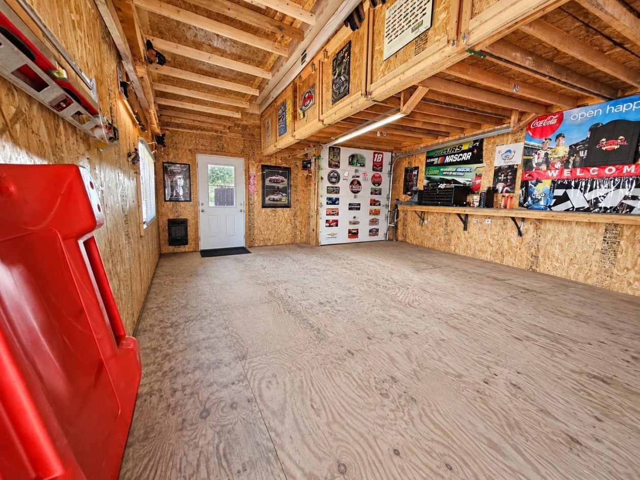 Remise — 572 Rue Flamand, Saint-Honoré