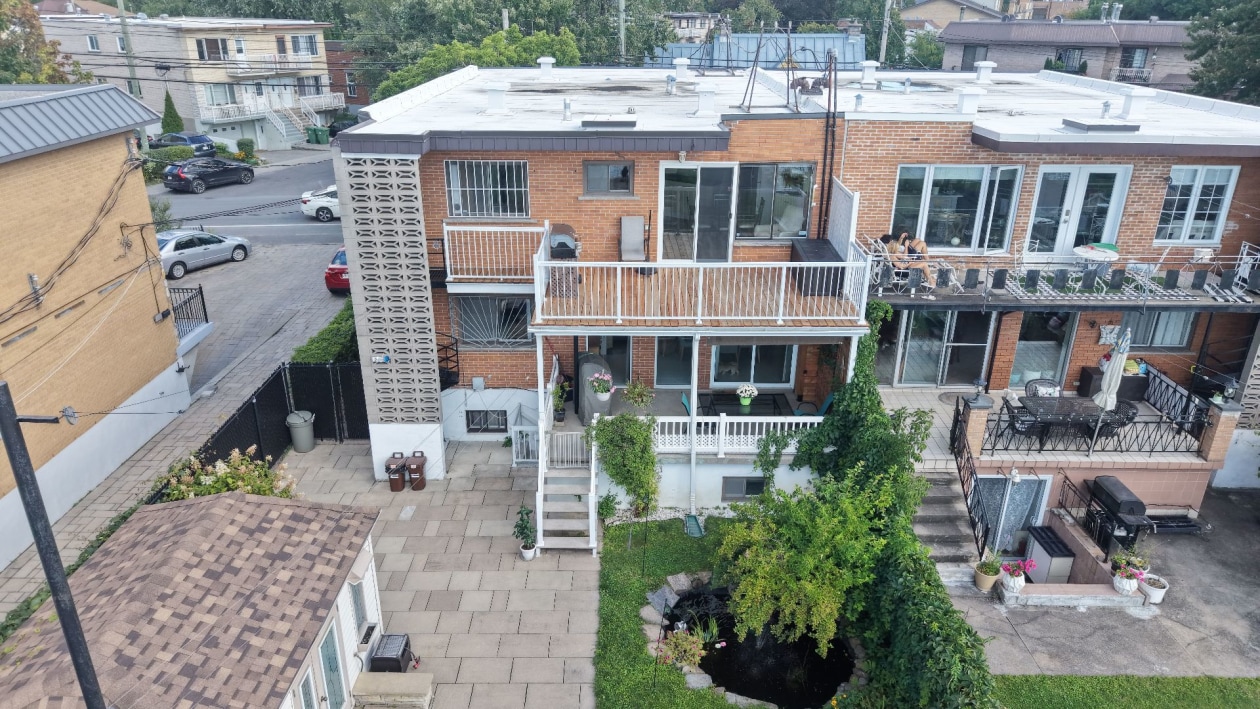 Photo aérienne — 5135 - 5137 Boul. Gouin E., Montréal