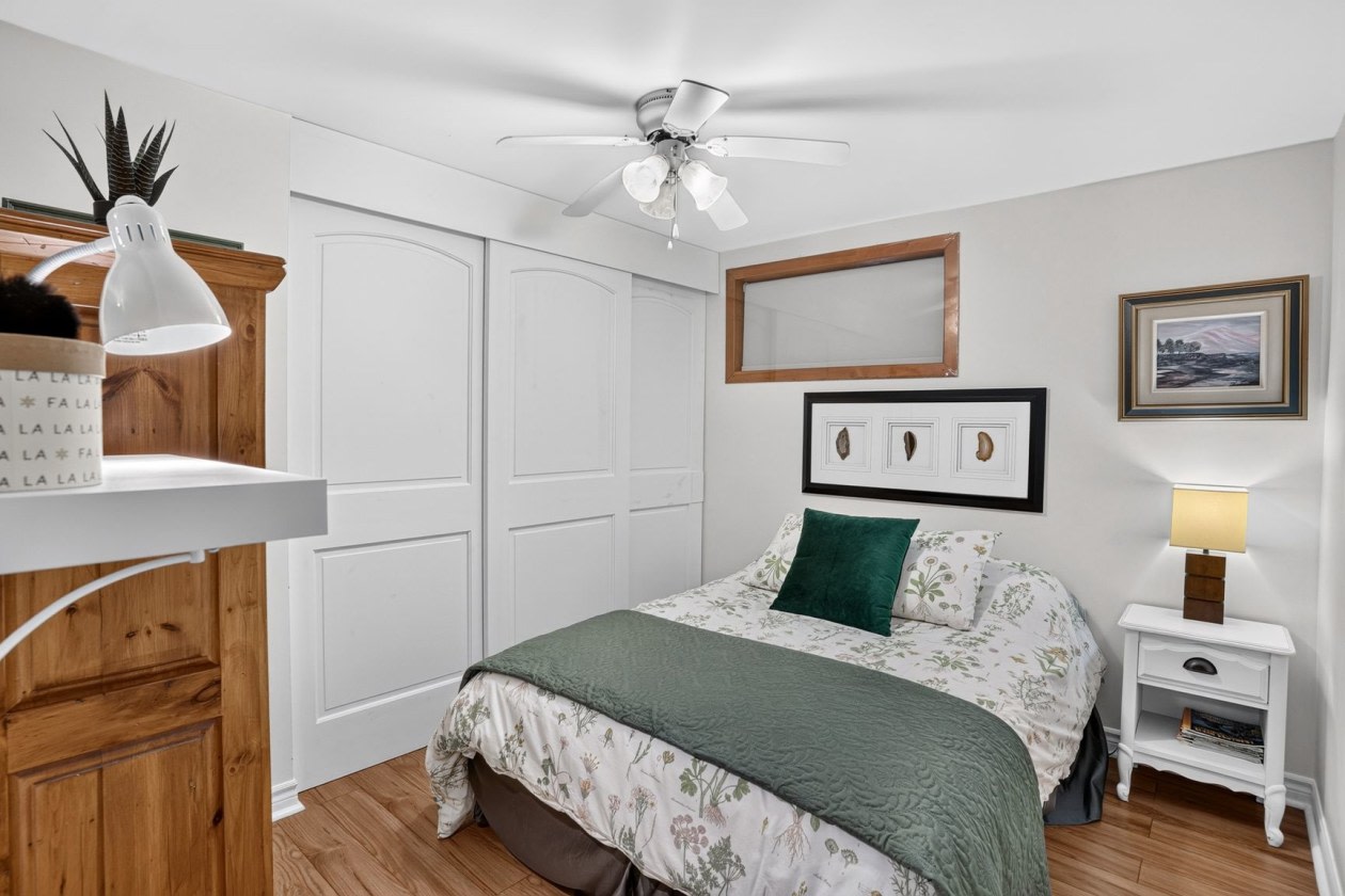 Chambre à coucher — 2060 Ch De Val-Des-Lacs, Sainte-Sophie