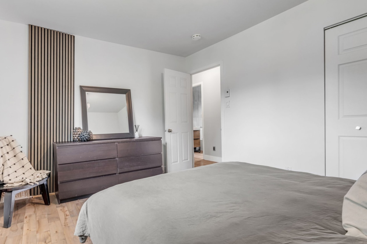 Chambre à coucher — 484 Rue de la Garonne, Lévis