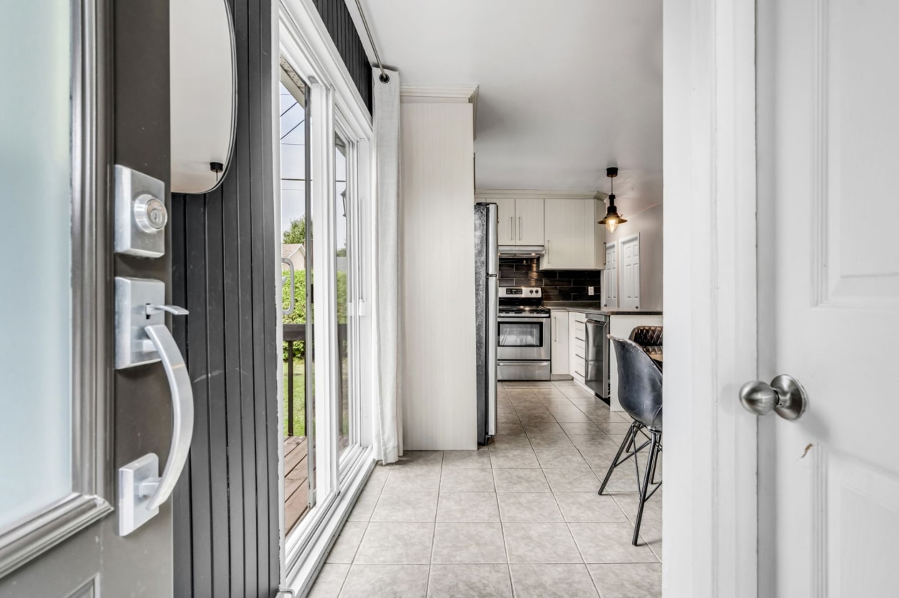 Hall d'entrée — 484 Rue de la Garonne, Lévis