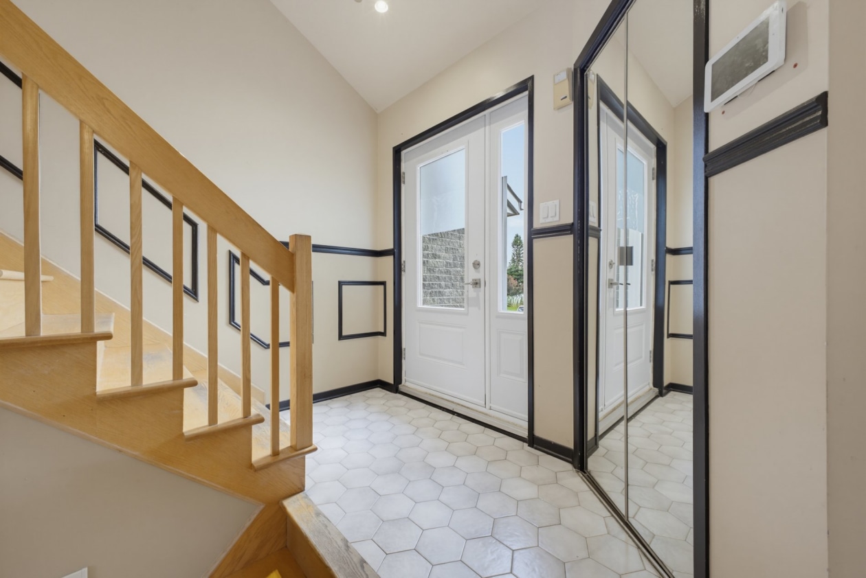 Hall d'entrée — 1632 Rue des Écores, Terrebonne