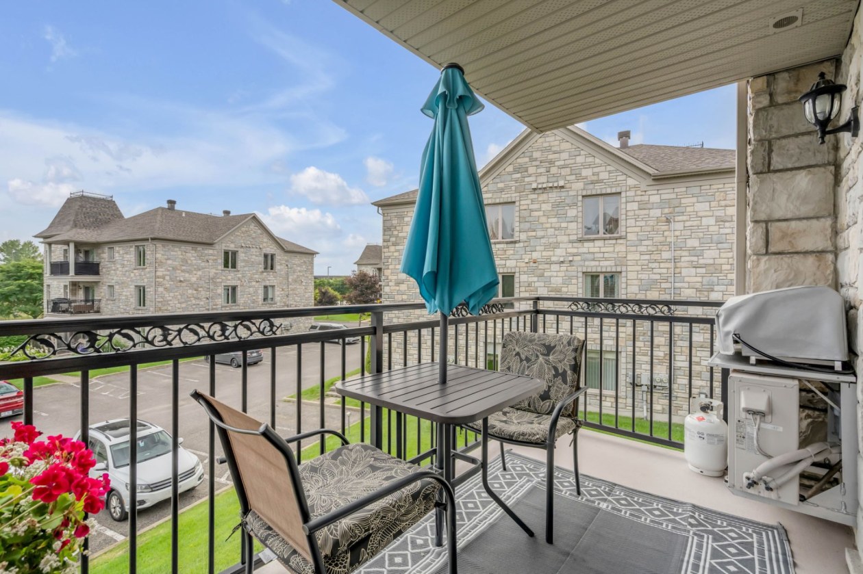 Balcon — 1422, Rue De Celles, Québec (Les Rivières), G2C0B9, Québec (Les Rivières)
