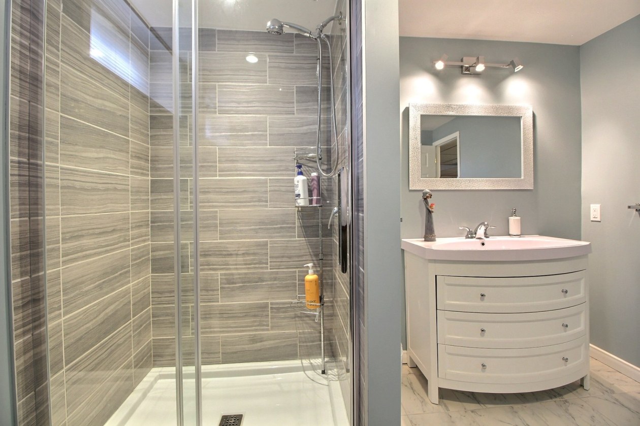 Salle de bains — 1350 128e Rue, Shawinigan
