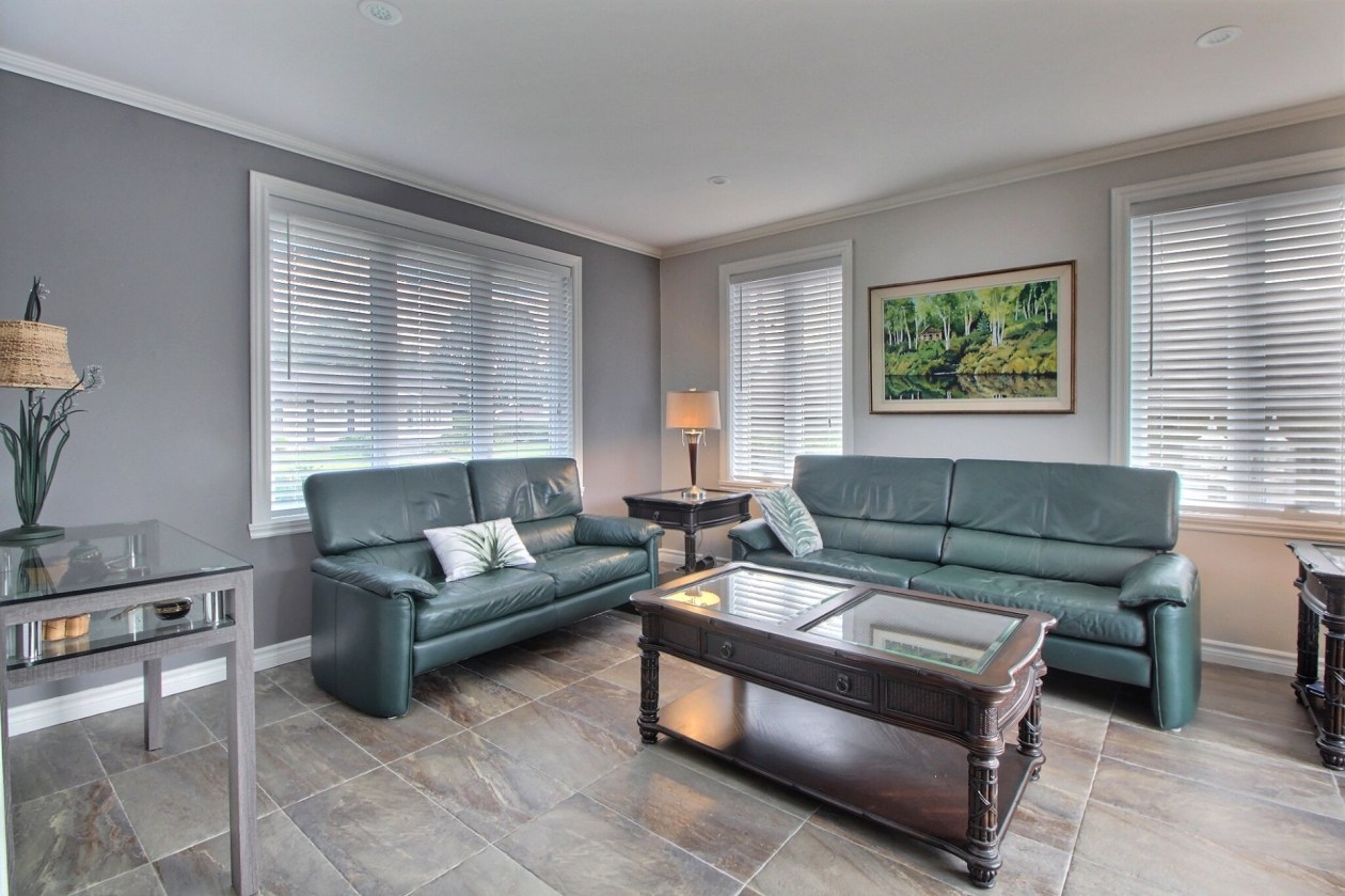 Salon — 1350 128e Rue, Shawinigan