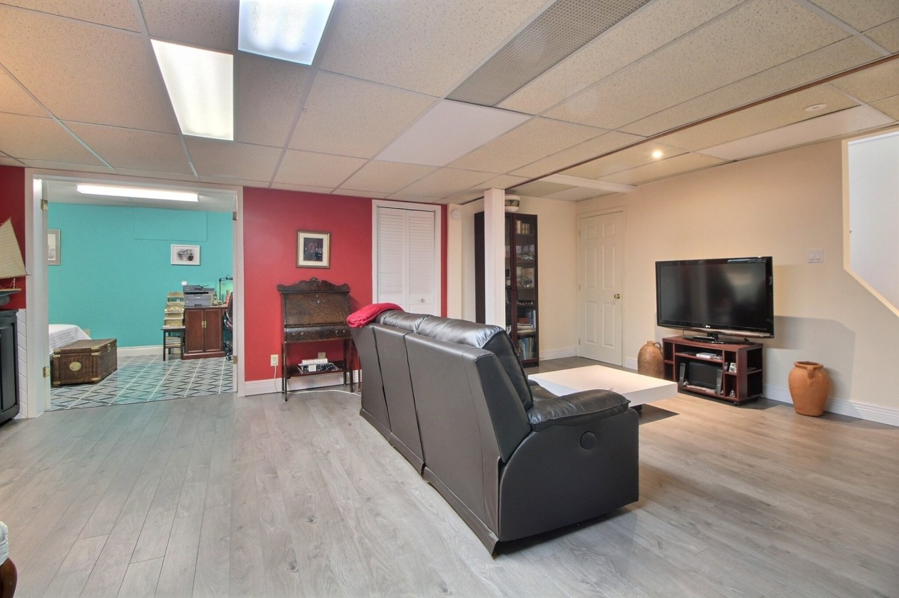 Salle familiale — 1350 128e Rue, Shawinigan