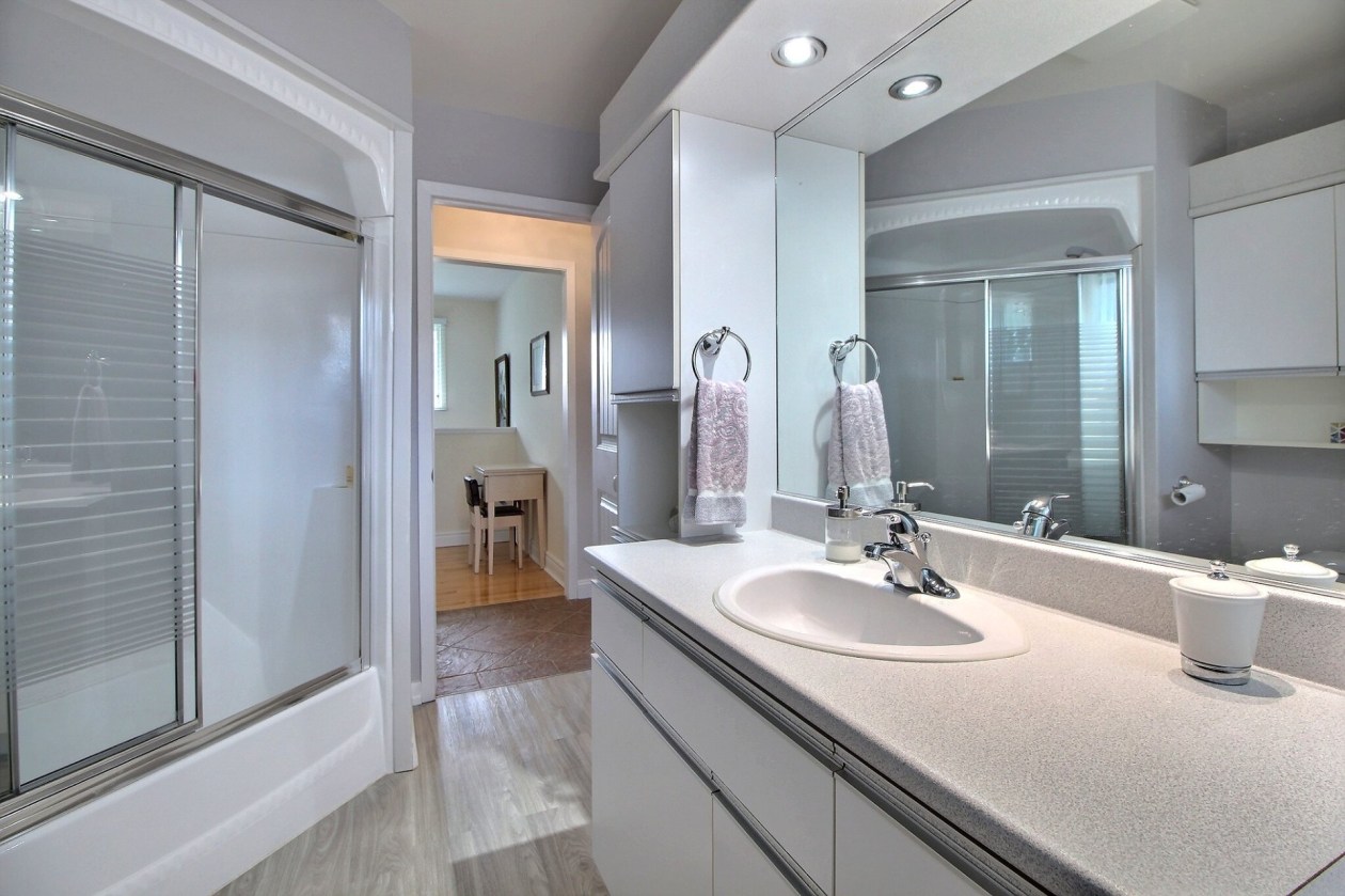 Salle de bains — 1350 128e Rue, Shawinigan