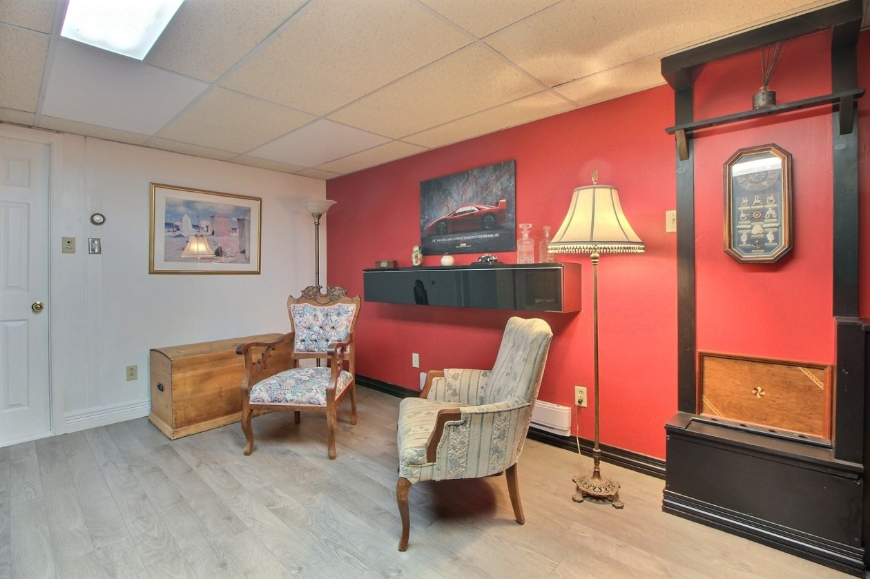 Salle familiale — 1350 128e Rue, Shawinigan