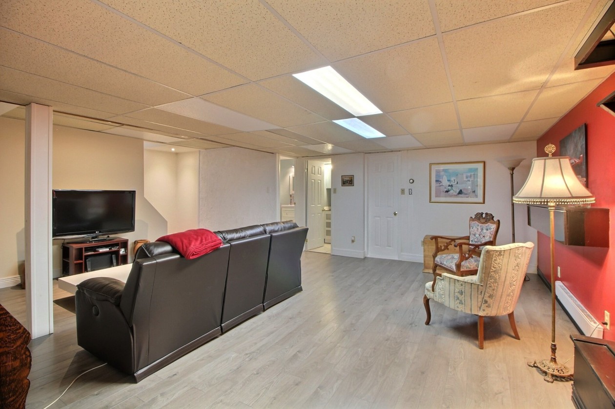 Salle familiale — 1350 128e Rue, Shawinigan