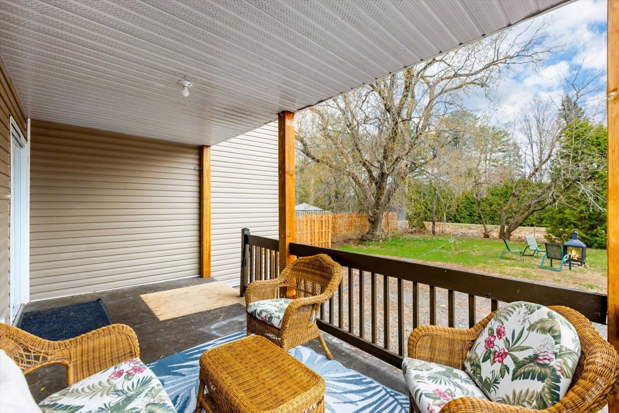 Terrasse — 620 Rue du Village, Shawinigan