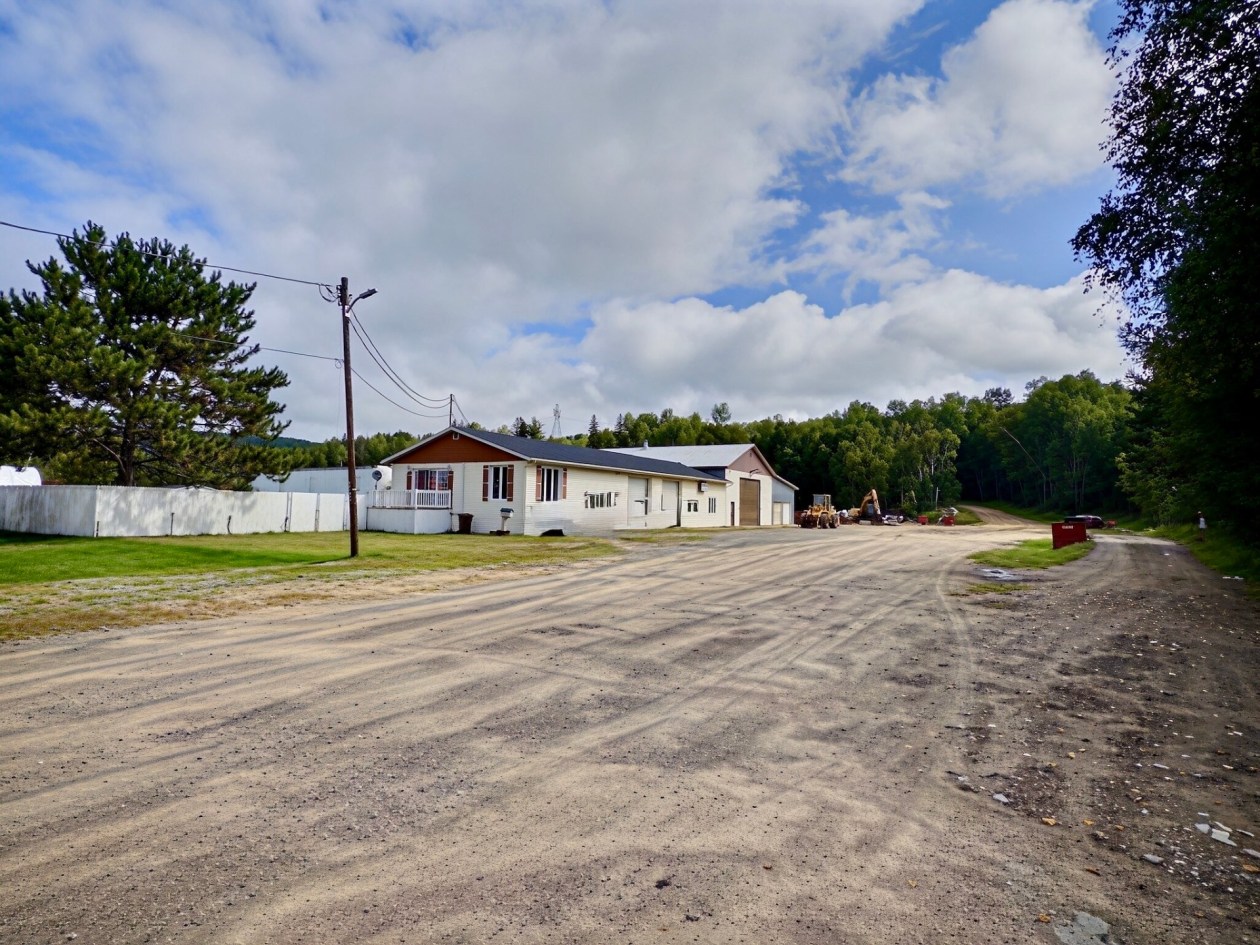 Façade — 579 - 581 Route 155 S., La Tuque