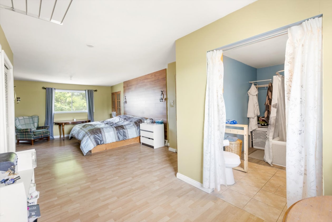 Chambre à coucher principale — 350 - 360 Rue Marquis, Saint-Célestin - Municipalité