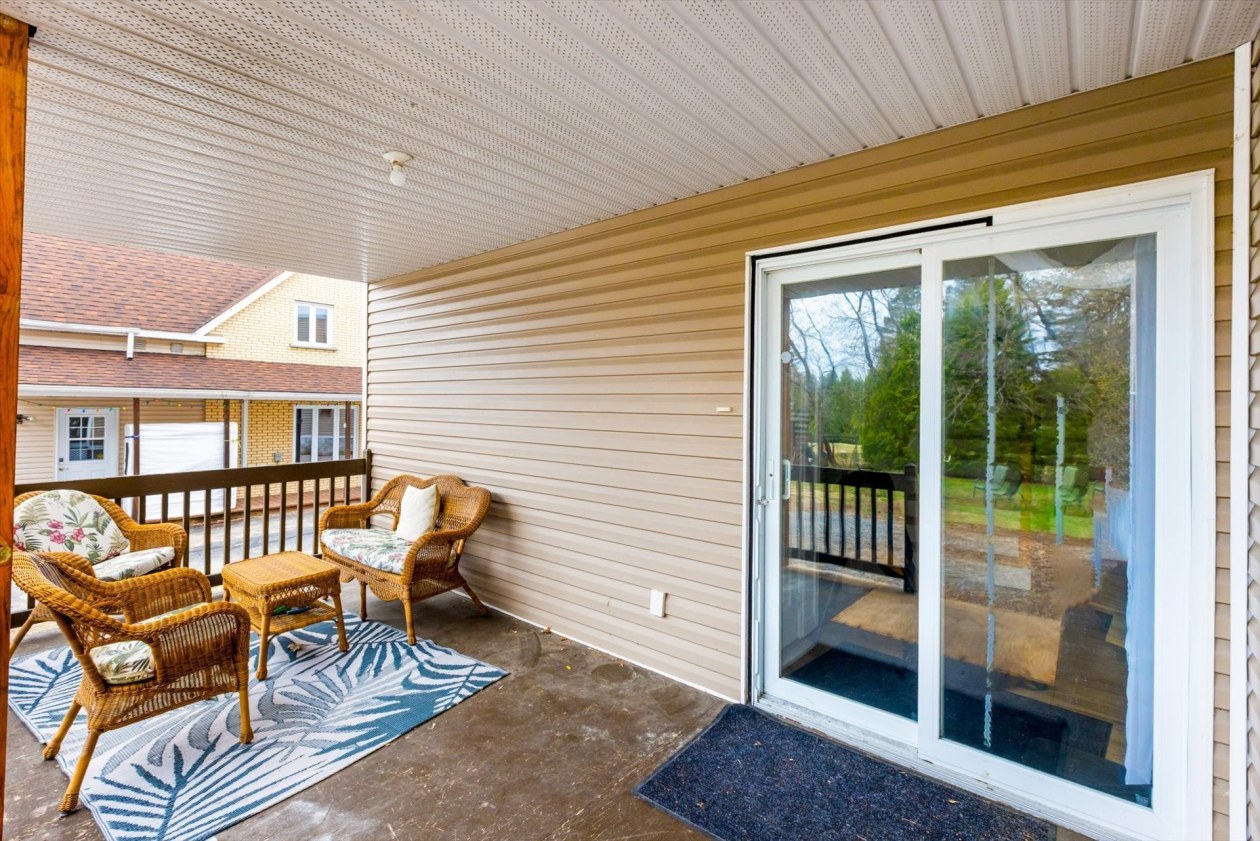Terrasse — 620 Rue du Village, Shawinigan