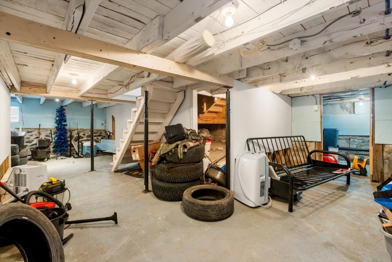 Sous-sol — 620 Rue du Village, Shawinigan