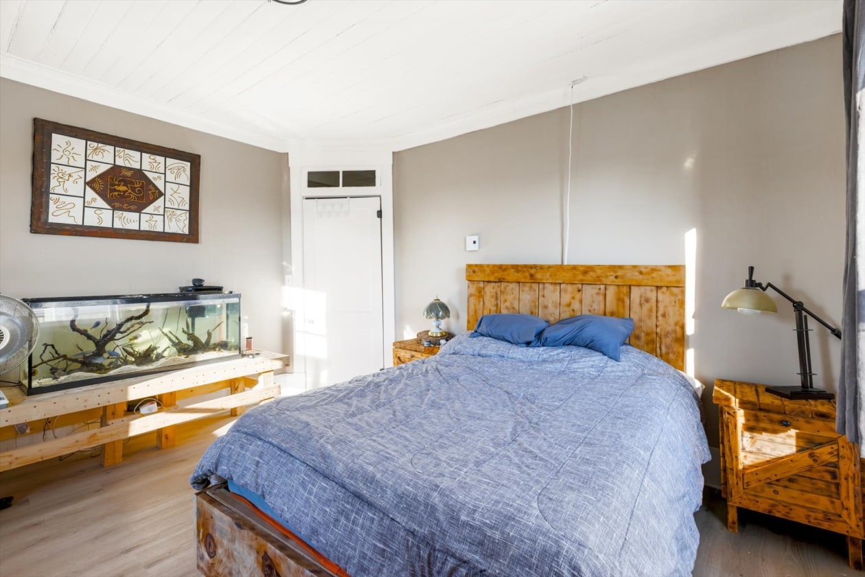 Chambre à coucher — 156 - 162 Rue de Monseigneur-Signay, Nicolet