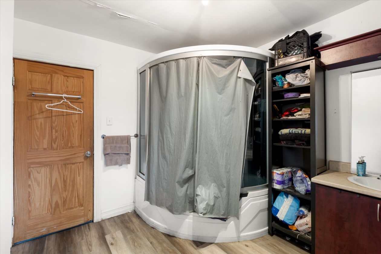 Salle de bains — 266Z - 270Z, Ch. de la Grande-Rivière, Saint-Barnabé, G0X2K0, Saint-Barnabé