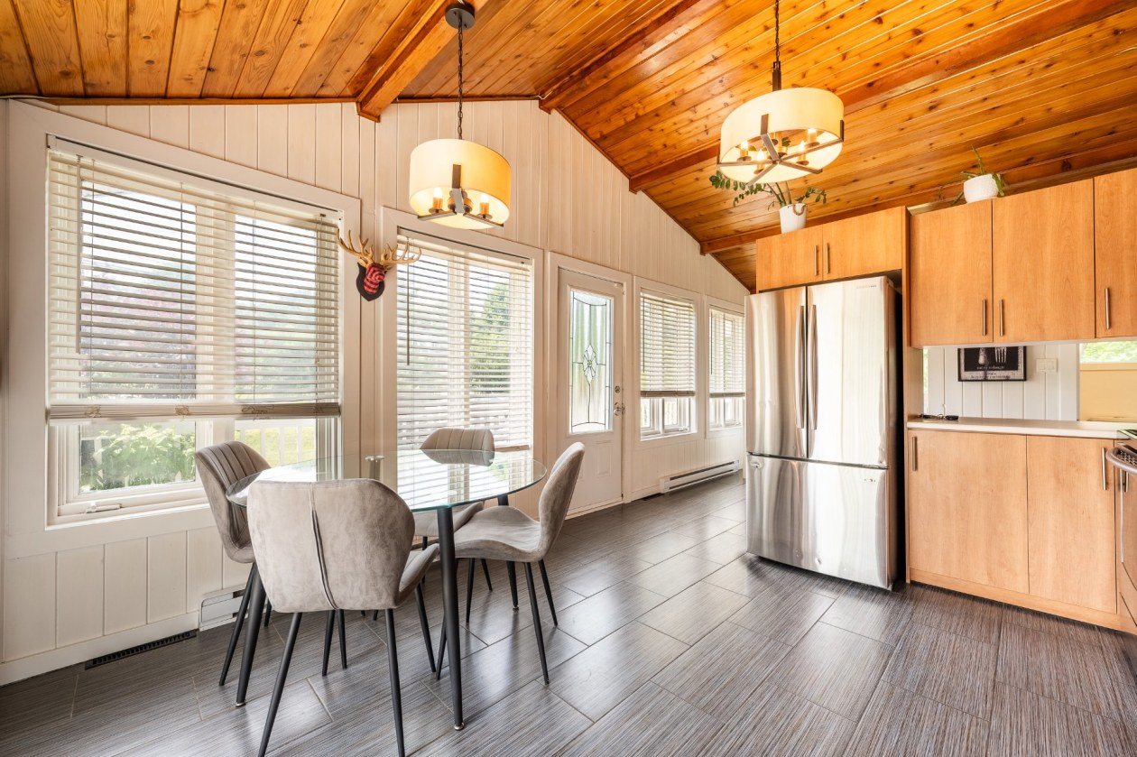 Salle à manger — 2034 Route 337, Sainte-Julienne