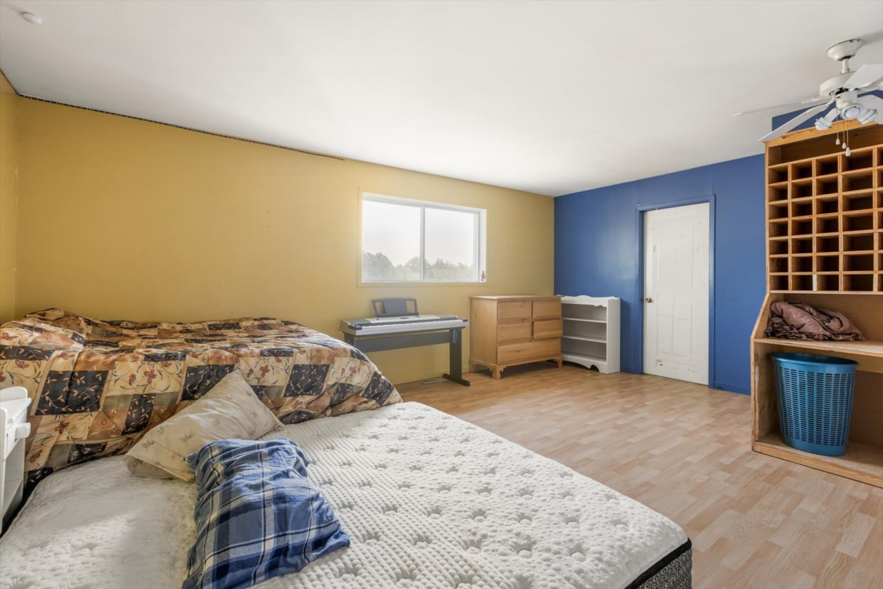 Chambre à coucher — 350Z - 360Z Rue Marquis, Saint-Célestin - Municipalité