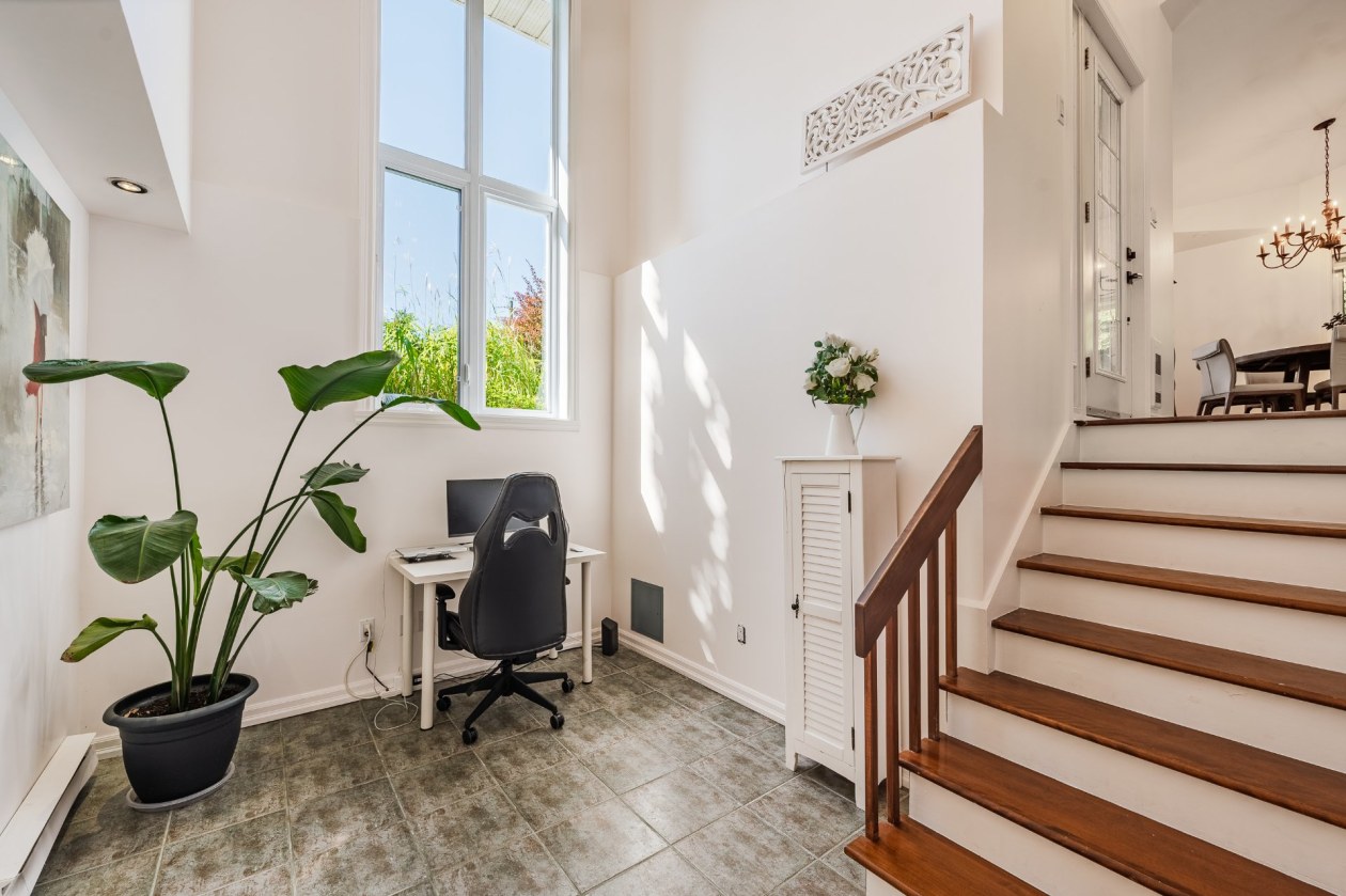 Bureau — 63 Rue Dufresne, Saint-Jean-sur-Richelieu