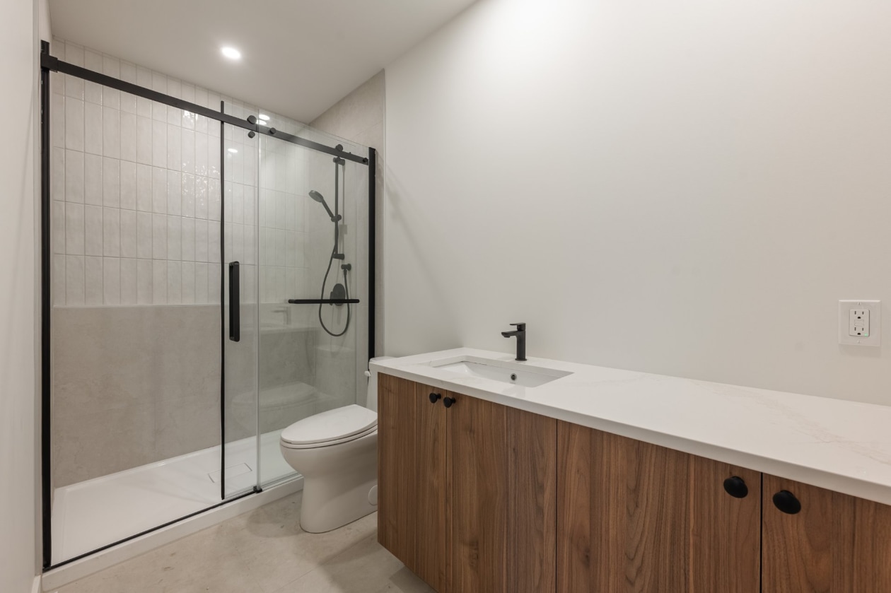Salle de bains — 127, Mtée des Trinitaires, 201, Saint-Basile-le-Grand, J3N1C3, Saint-Basile-le-Grand