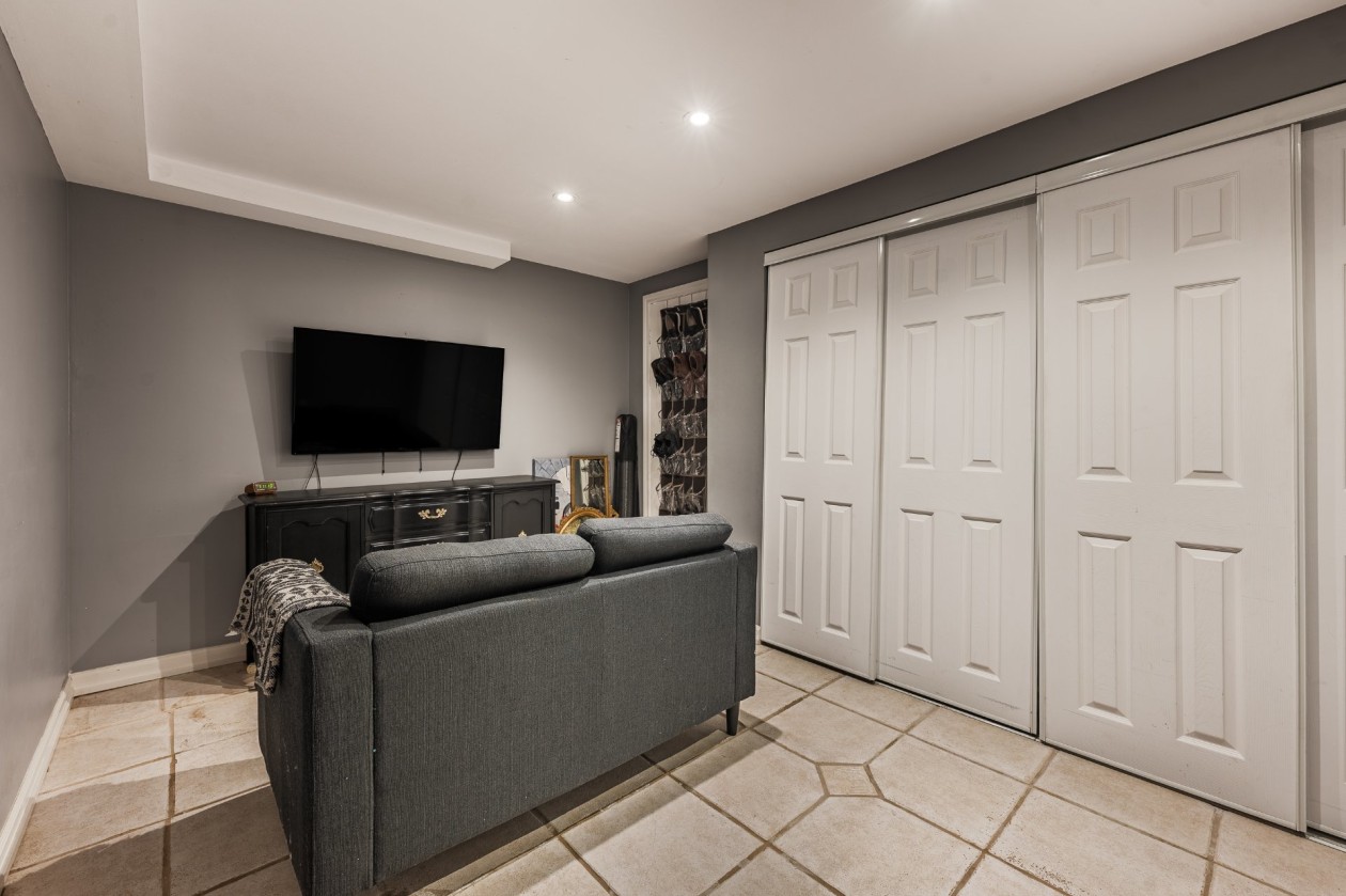 Chambre à coucher — 63 Rue Dufresne, Saint-Jean-sur-Richelieu