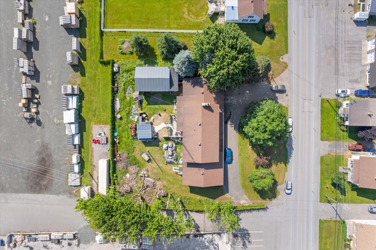 Photo aérienne — 350Z - 360Z Rue Marquis, Saint-Célestin - Municipalité