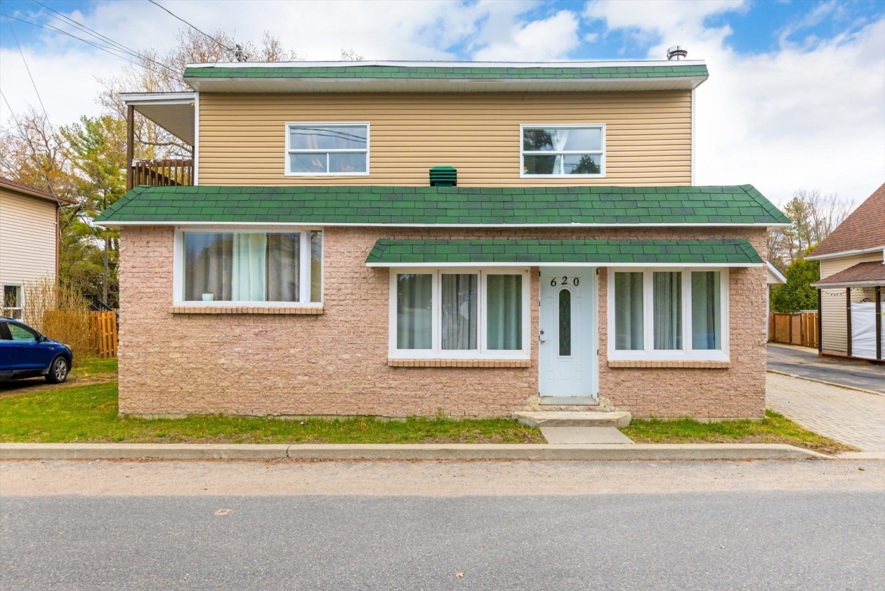 Façade — 620 Rue du Village, Shawinigan
