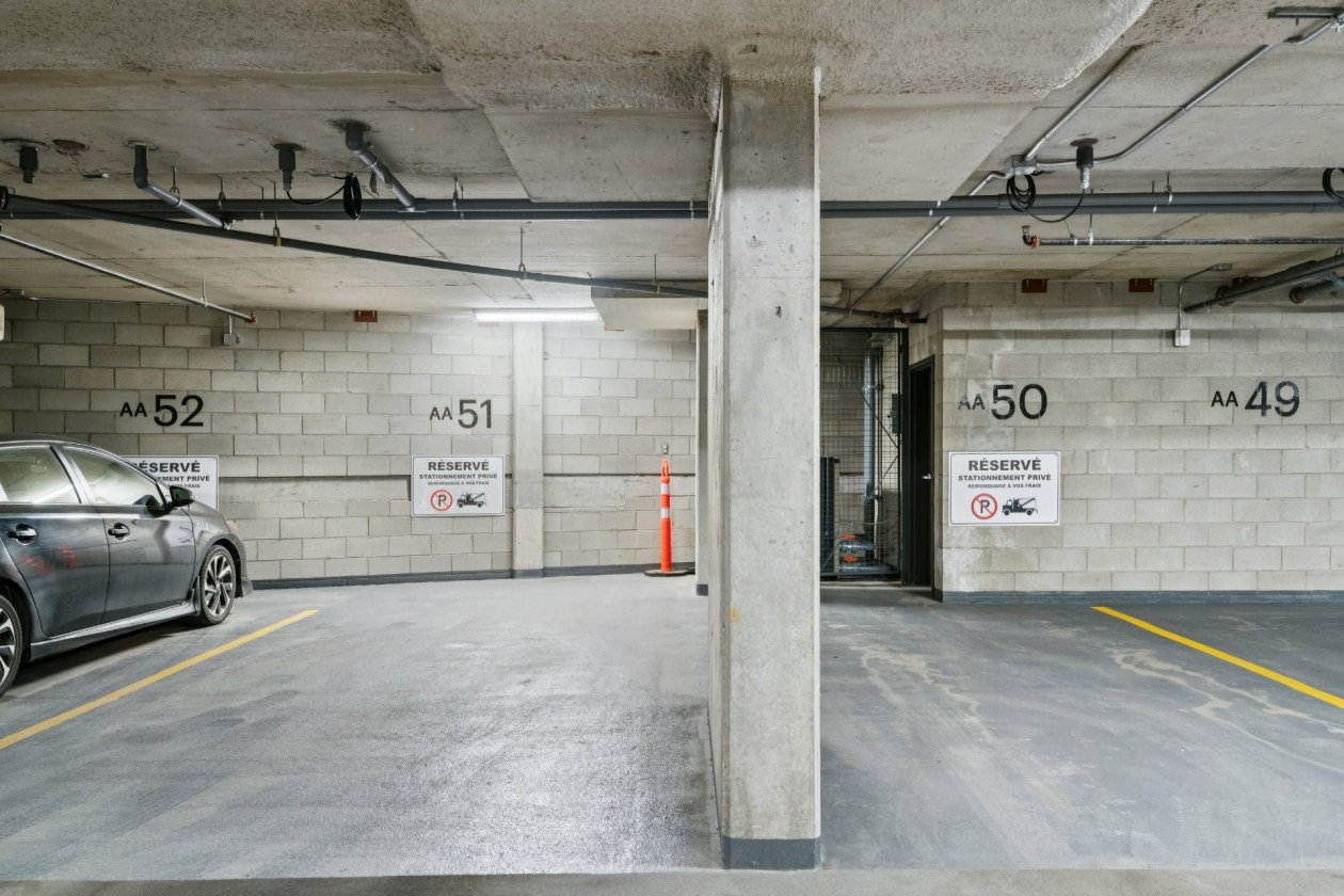 Garage — 1214 Rue William, Montréal