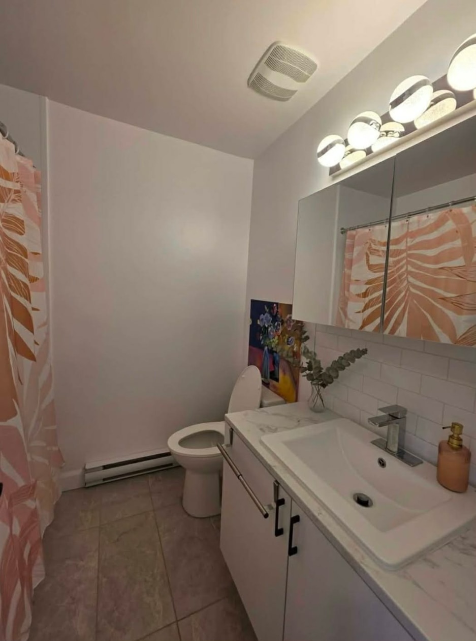 Salle de bains — 759 Rue Gagné, Montréal