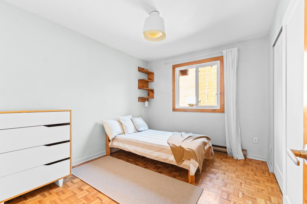 Chambre à coucher — 7414 - 7416 Rue Jacques-Rousseau, Montréal