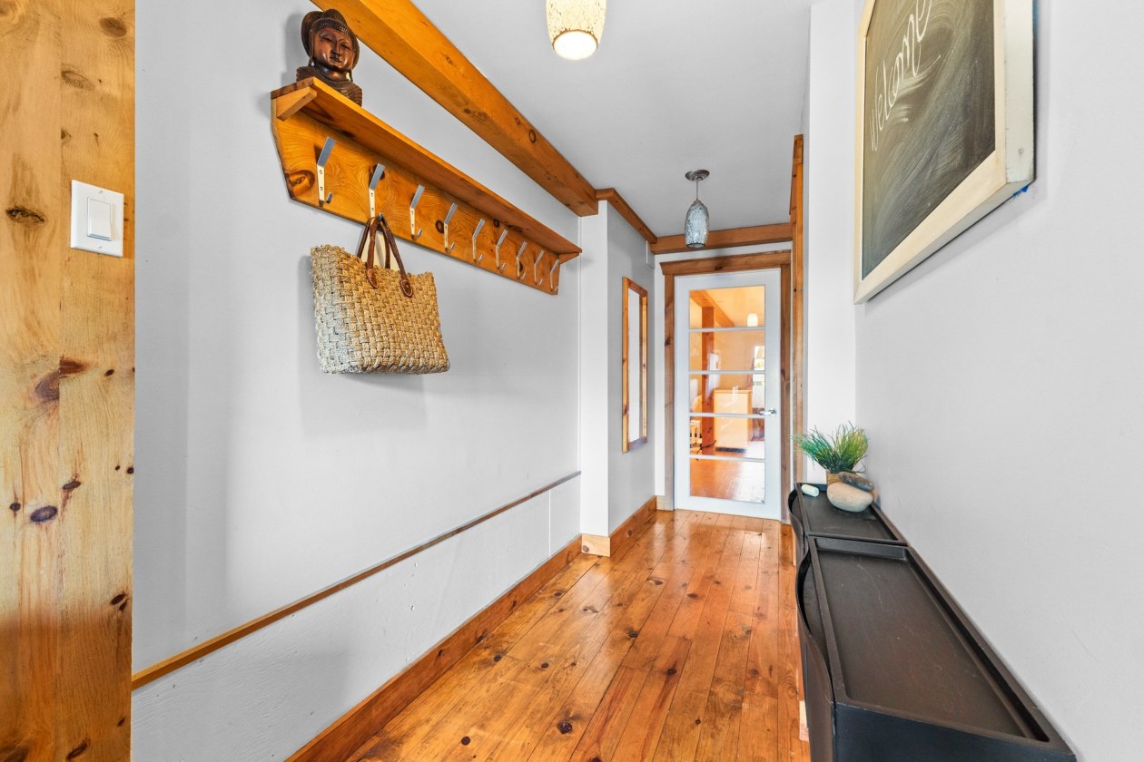 Corridor — 7414 - 7416 Rue Jacques-Rousseau, Montréal