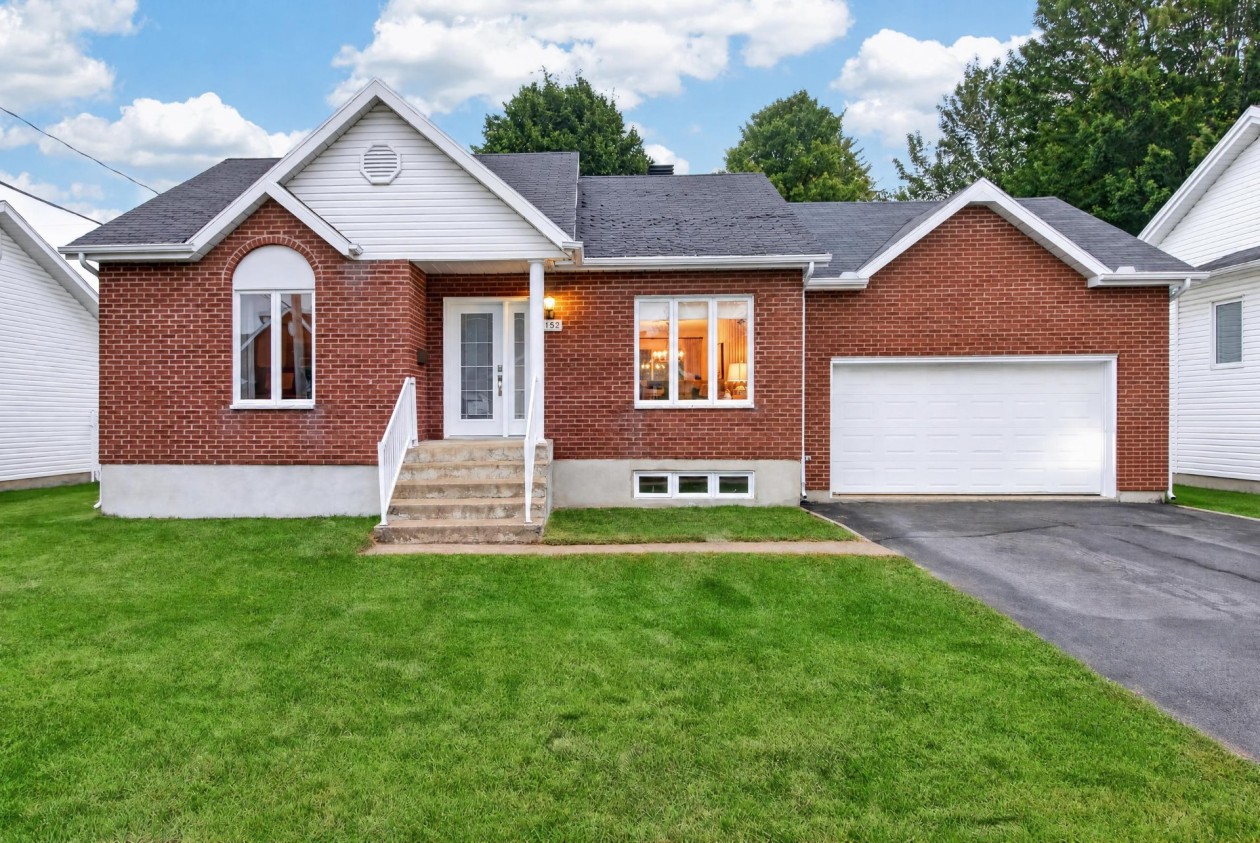 1152, Rue Frontenac