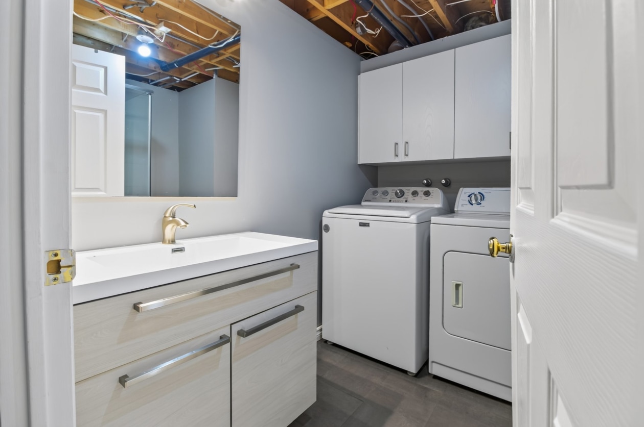 Salle de lavage — 1152 Rue Frontenac, Trois-Rivières