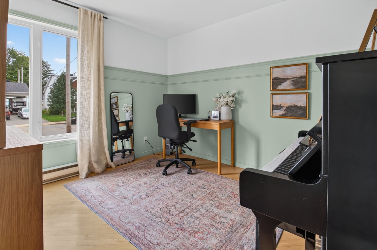 Bureau — 1152 Rue Frontenac, Trois-Rivières