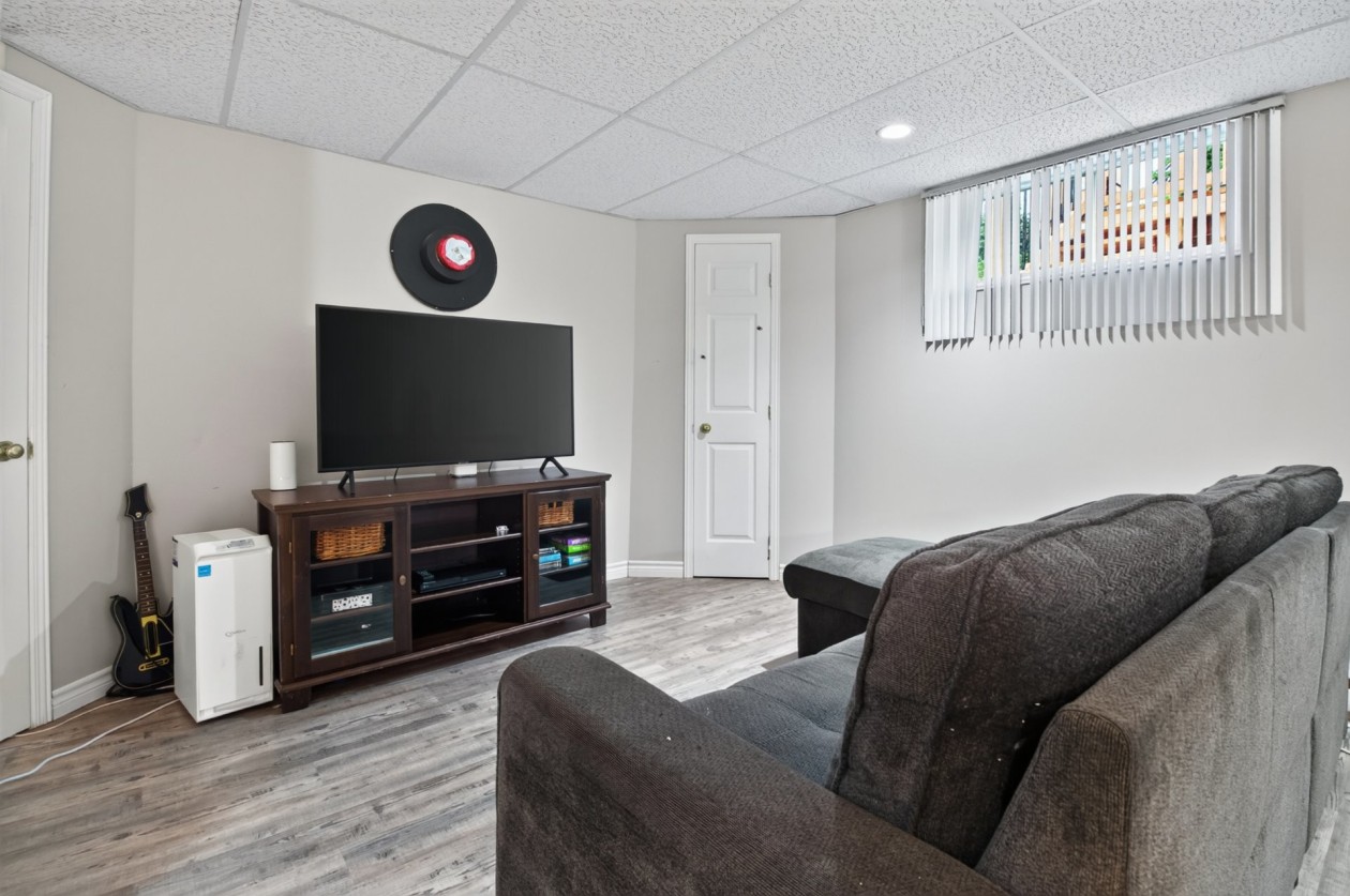Salon — 1152 Rue Frontenac, Trois-Rivières