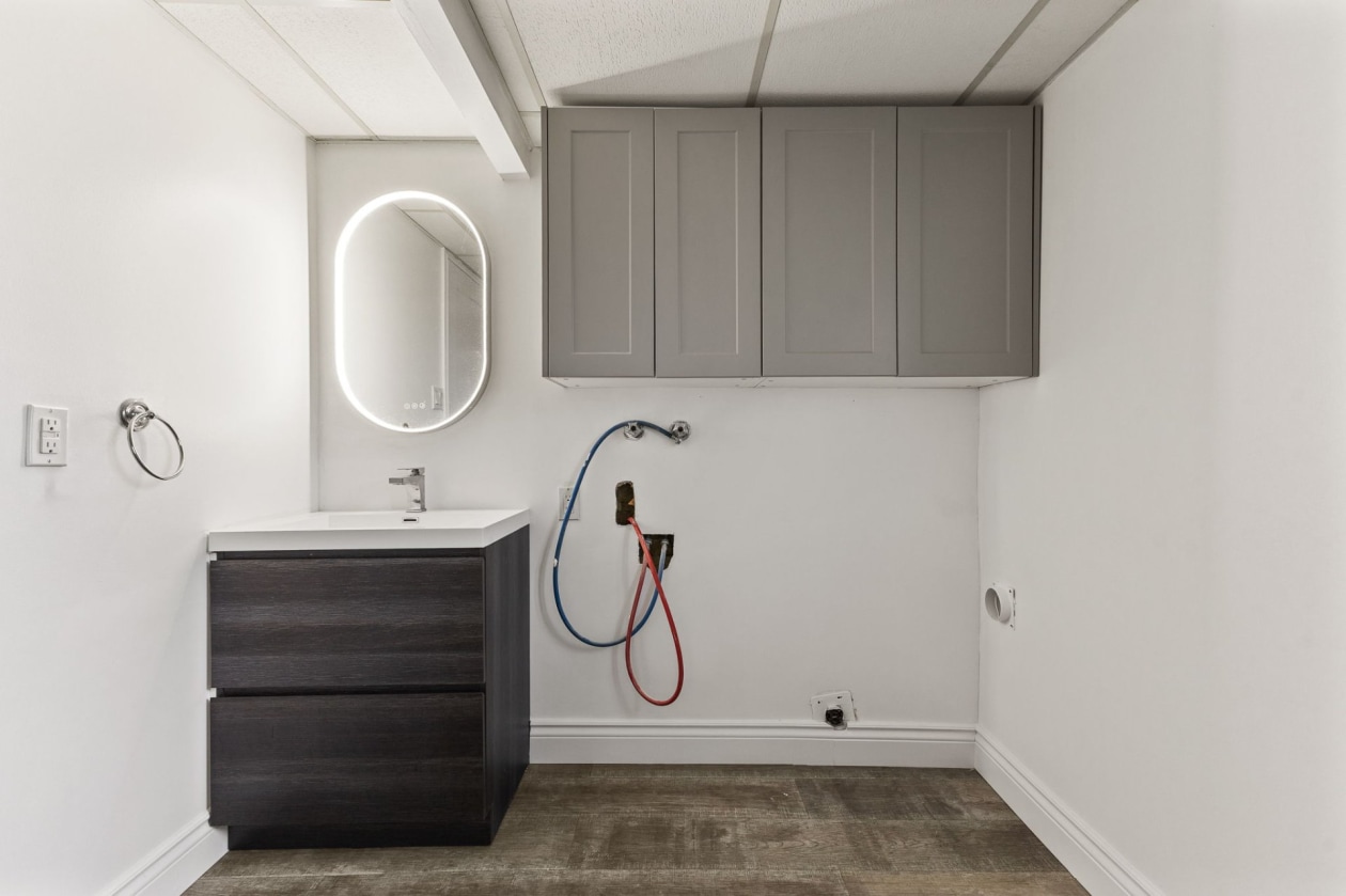 Salle de bains — 4 Rue Céline, Gatineau