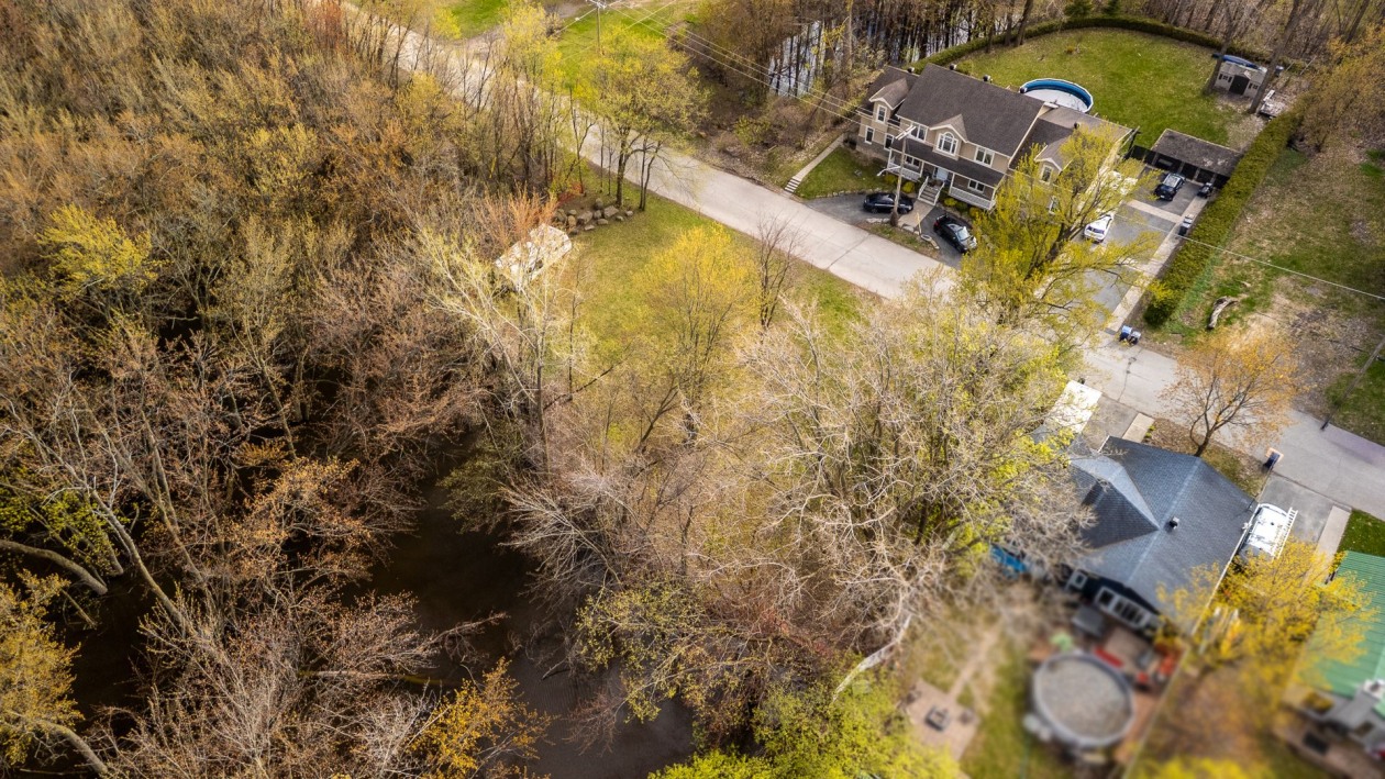 Terrain — 1065 Rue de Bordeaux, Laval
