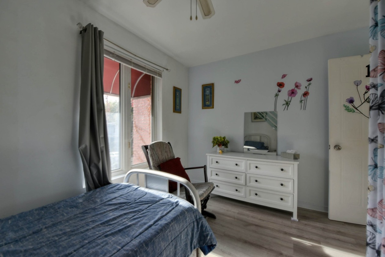 Chambre à coucher — 138 Rue Alexandre, Rosemère