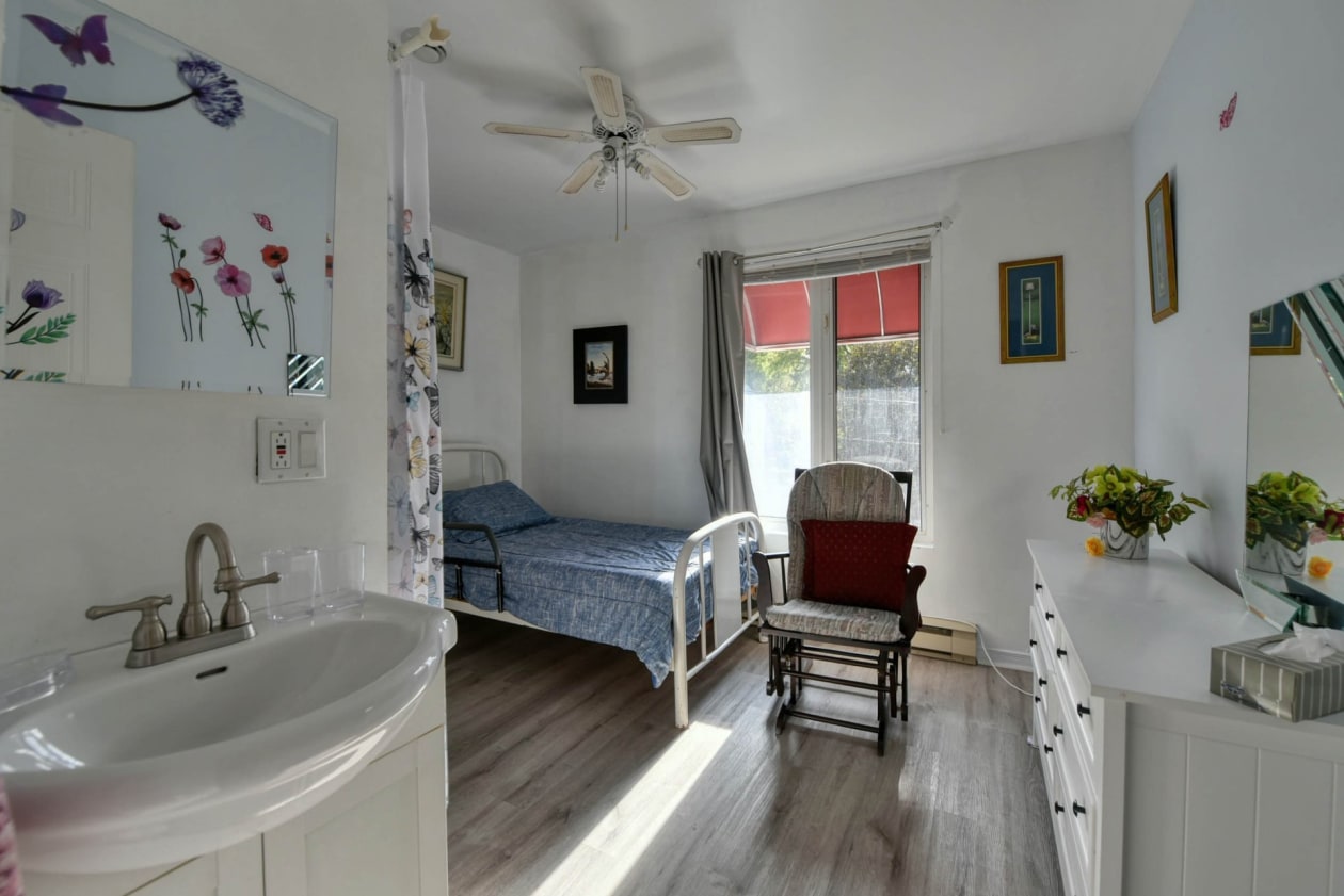 Chambre à coucher — 138 Rue Alexandre, Rosemère