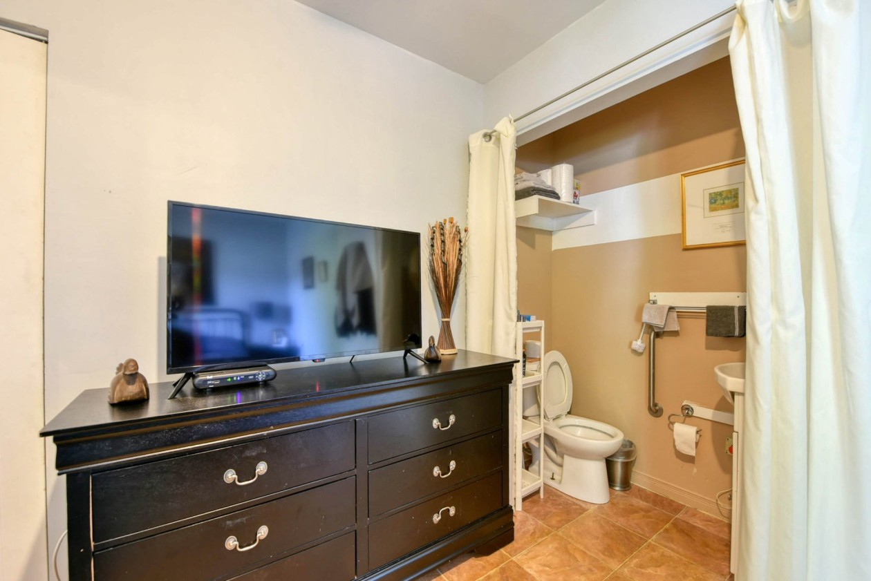 Chambre à coucher — 138 Rue Alexandre, Rosemère