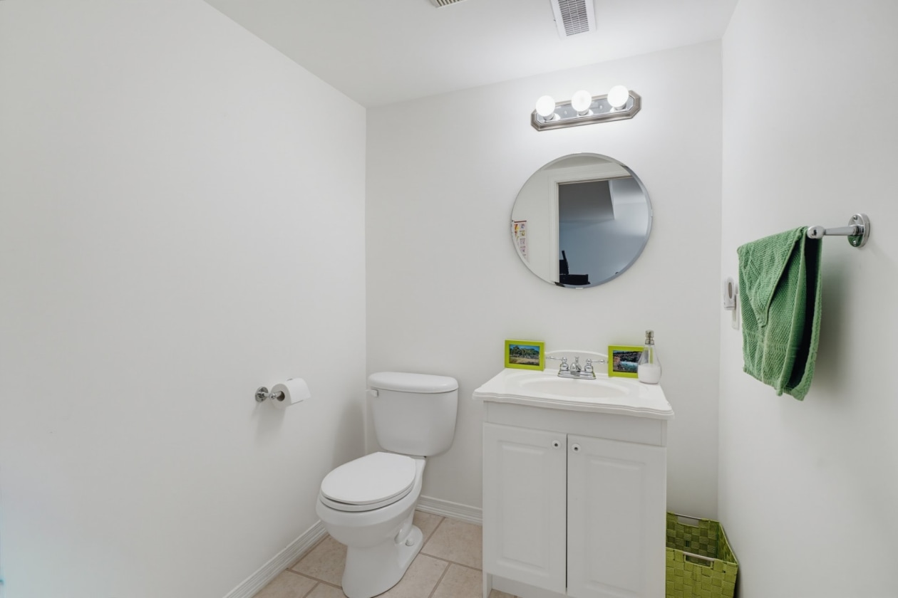 Salle d'eau — 39 Rue du Mont-Joël, Cantley