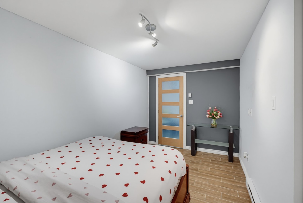 Bureau — 27 Rue de Sabrevois, Gatineau